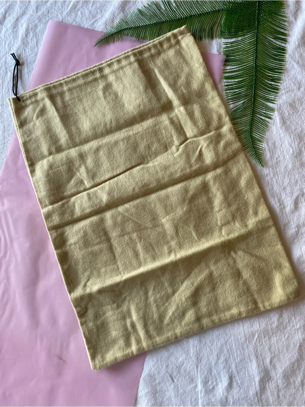 Burberry Dust Bag - Picture 2 of 4